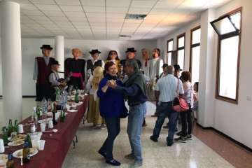 El VIII Mercado Agrícola de La Pardilla, un éxito (Foto TA)